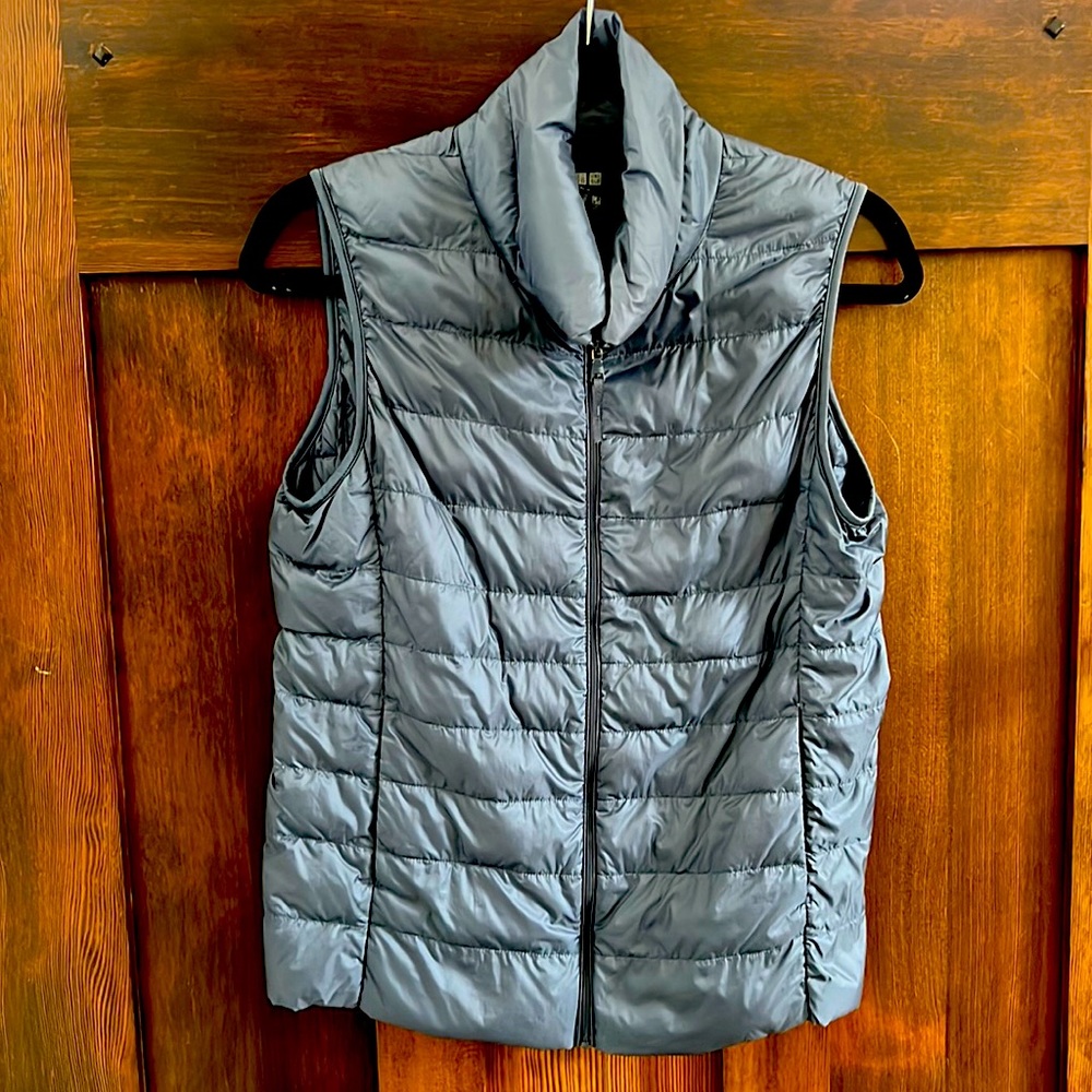 UNIQLO Puffer Vest Medium